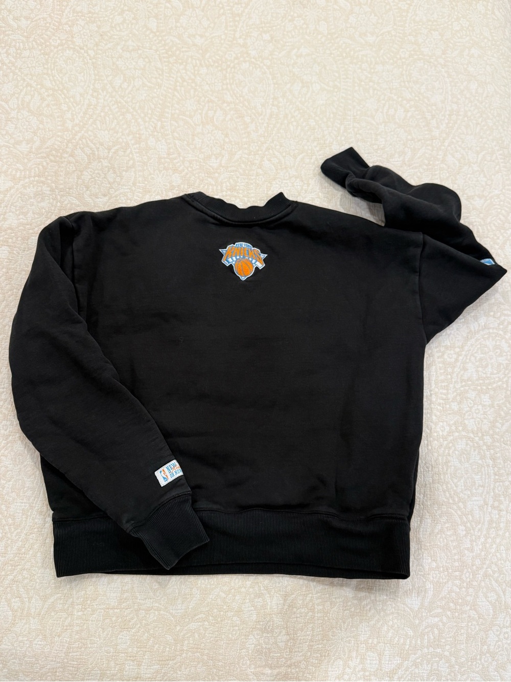 New York or Nowhere x NBA New York Knicks Embroidered Sweatshirt Black XS - Picture 3 of 4